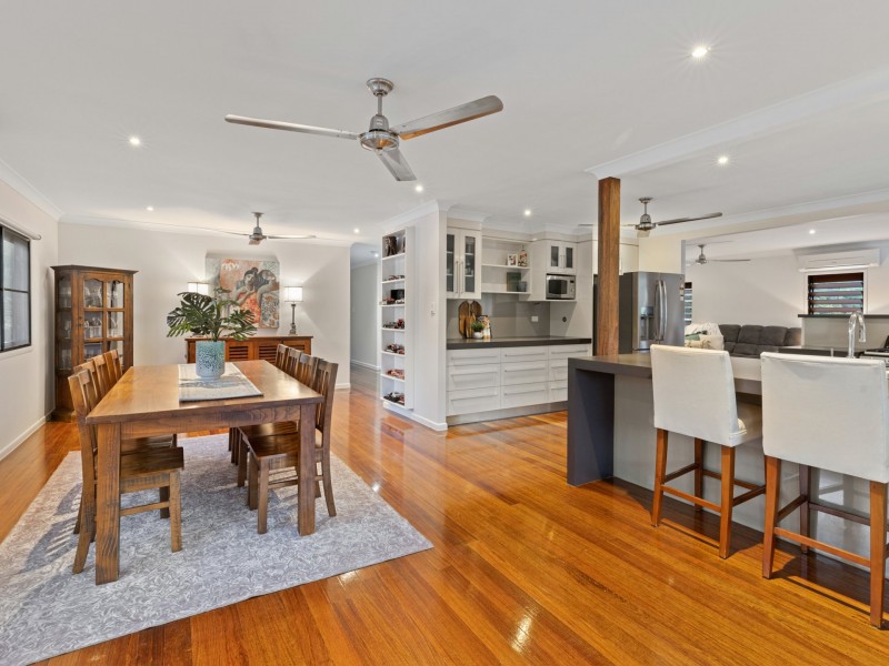 19 Purbeck Place, Edge Hill QLD 4870