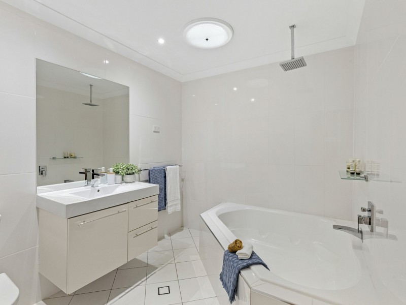 19 Purbeck Place, Edge Hill QLD 4870
