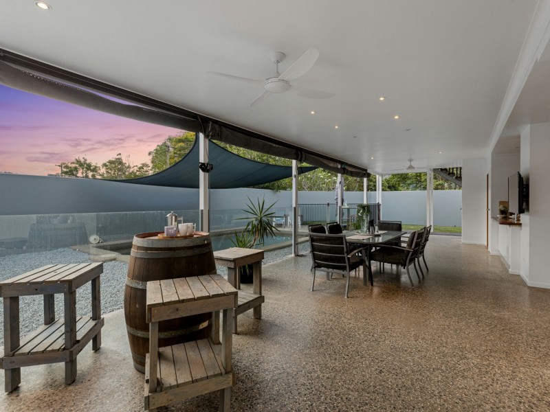 19 Purbeck Place, Edge Hill QLD 4870