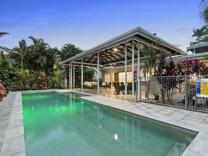25 Endeavour Road, Clifton Beach QLD 4879