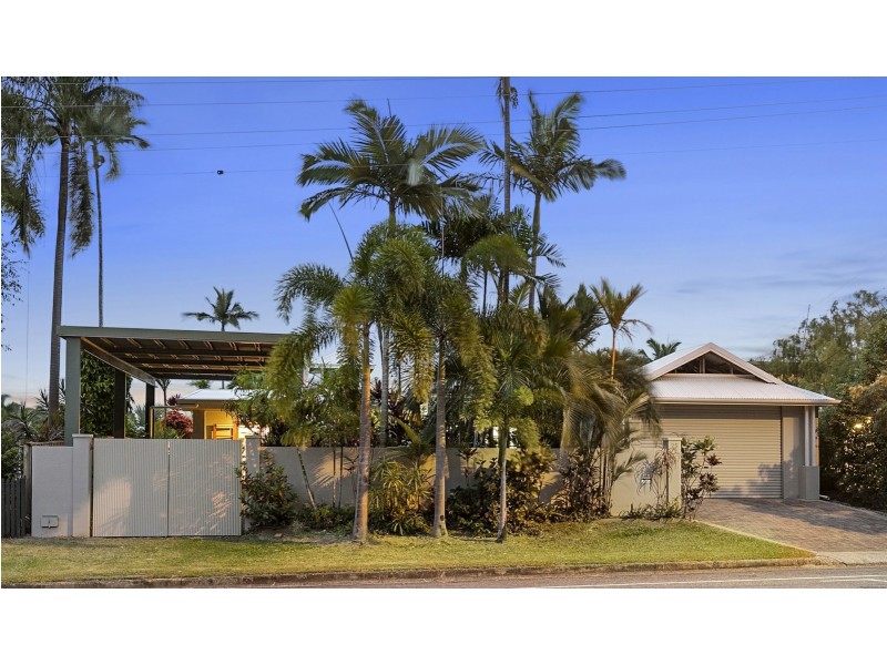 25 Endeavour Road, Clifton Beach QLD 4879
