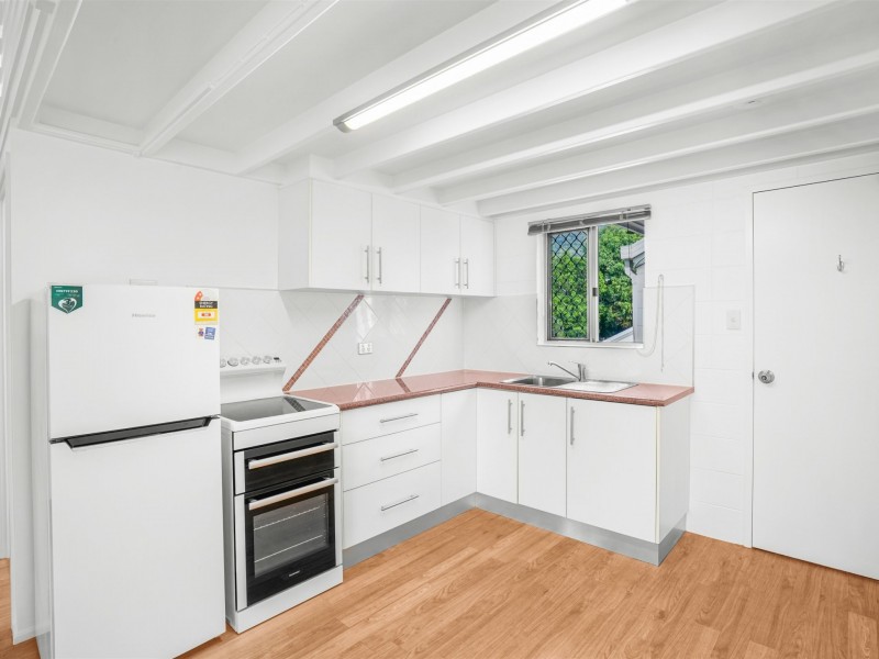 12/116-118 Greenslopes Street, Edge Hill QLD 4870