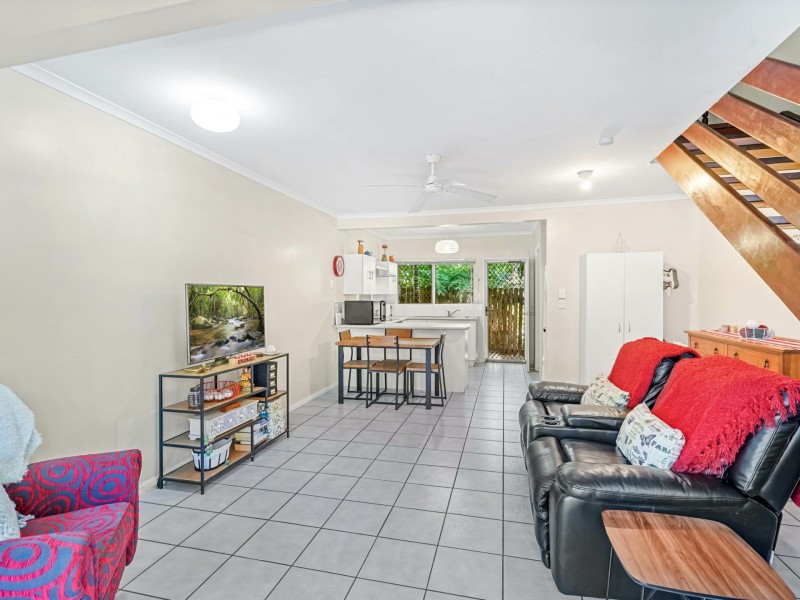 3/126 Pease Street, Manoora QLD 4870