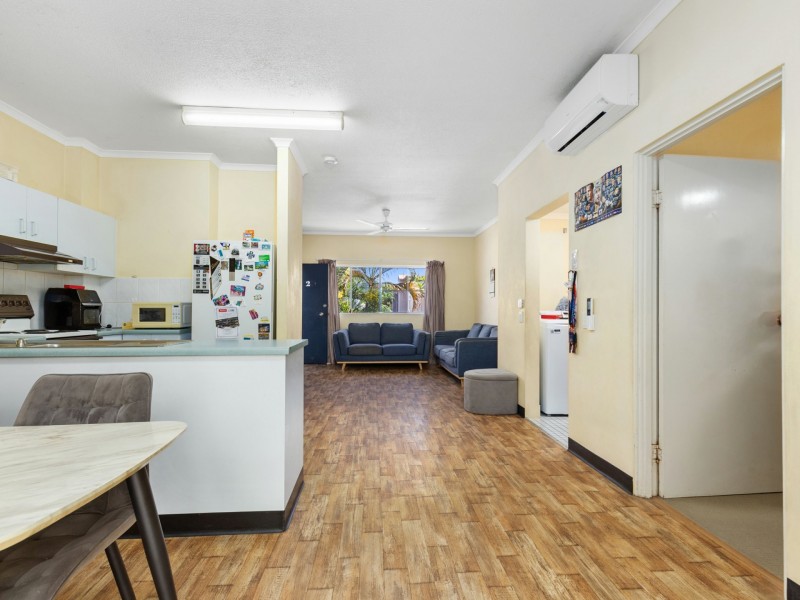 2/38 Cairns Street, Cairns North QLD 4870