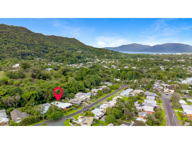 52 Nolan Street, Whitfield QLD 4870