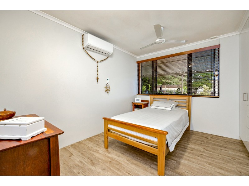 52 Nolan Street, Whitfield QLD 4870