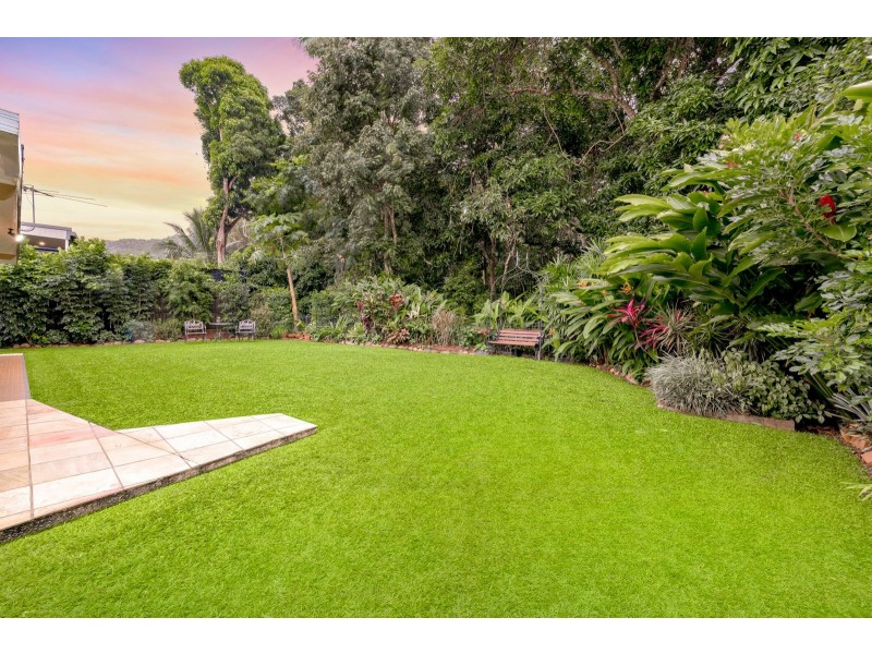 52 Nolan Street, Whitfield QLD 4870