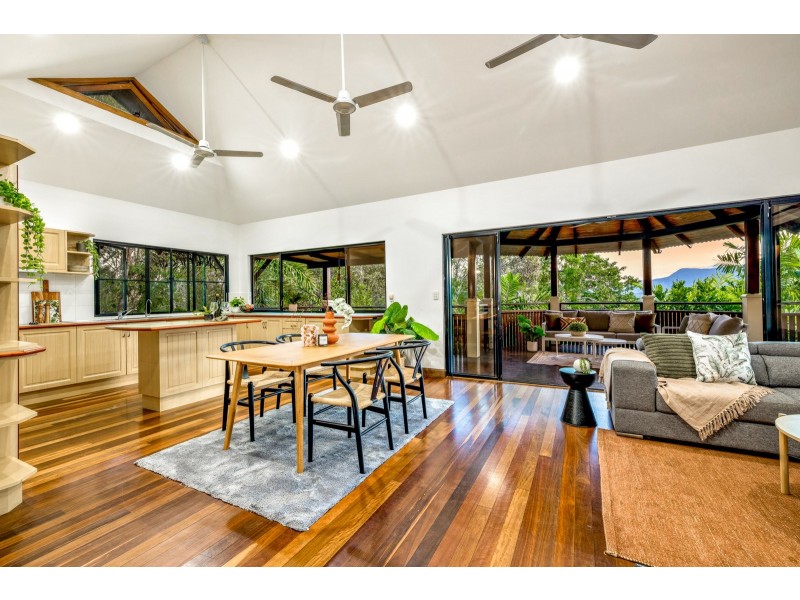 3 Queenley Close, Edge Hill QLD 4870