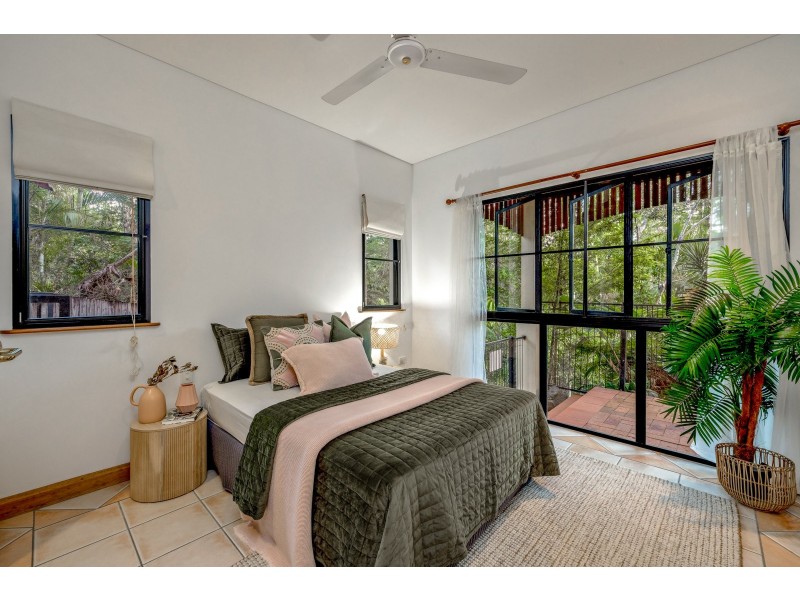 3 Queenley Close, Edge Hill QLD 4870