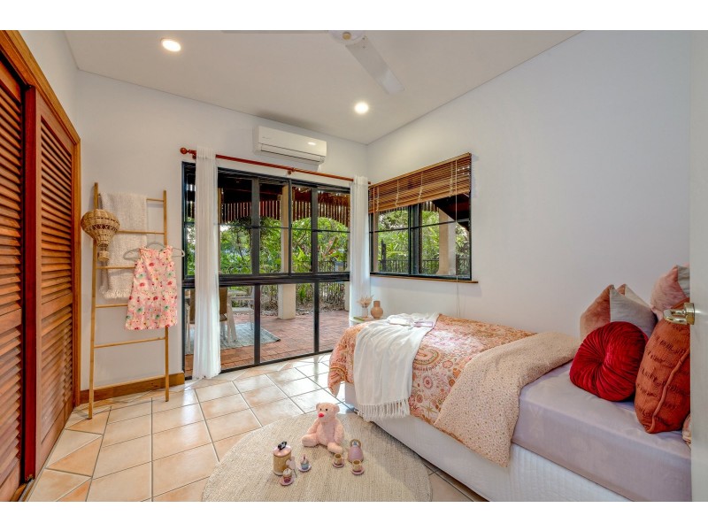 3 Queenley Close, Edge Hill QLD 4870