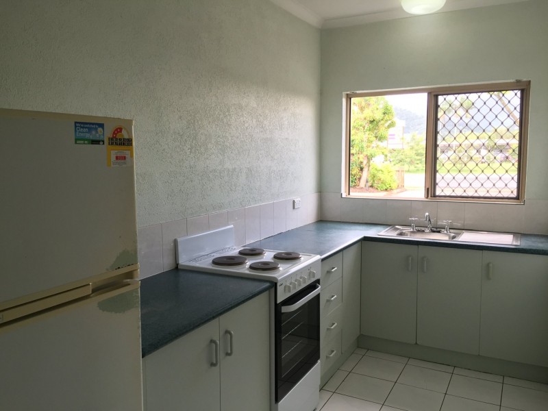 1/150 Pease Street, Manunda QLD 4870