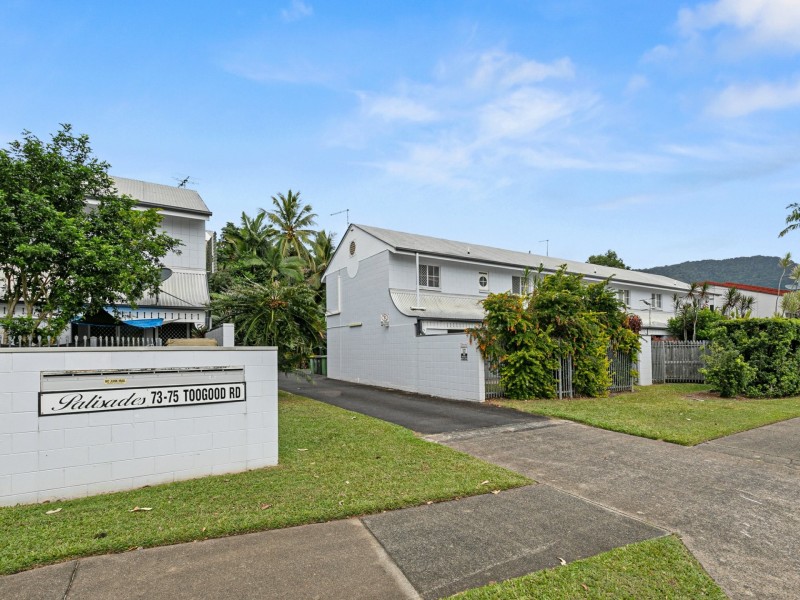 2/73-75 Toogood Road, Woree QLD 4868