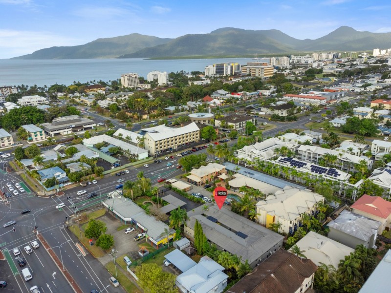 2/235-237 McLeod Street, Cairns North QLD 4870