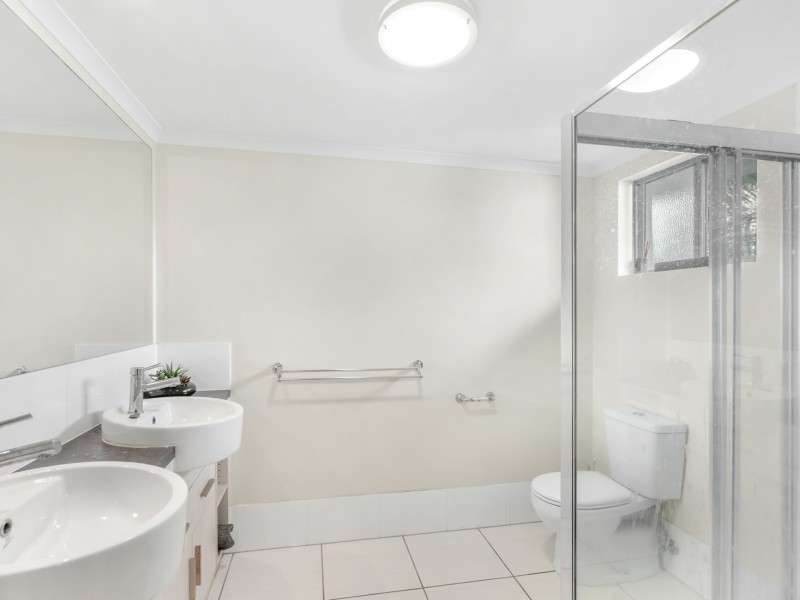 19/9-11 McLean Street, Cairns North QLD 4870