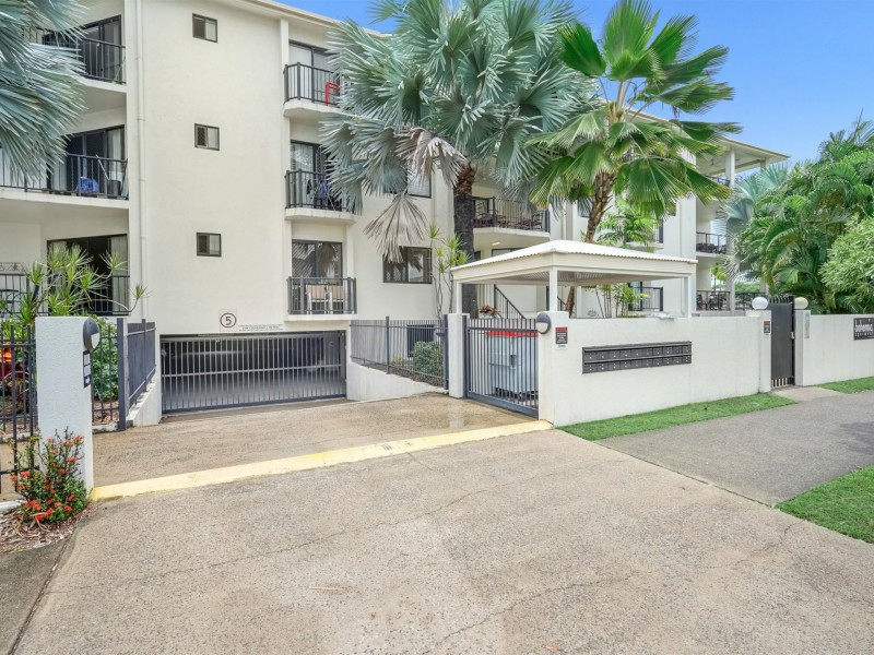 19/15-17 Minnie Street, Cairns City QLD 4870