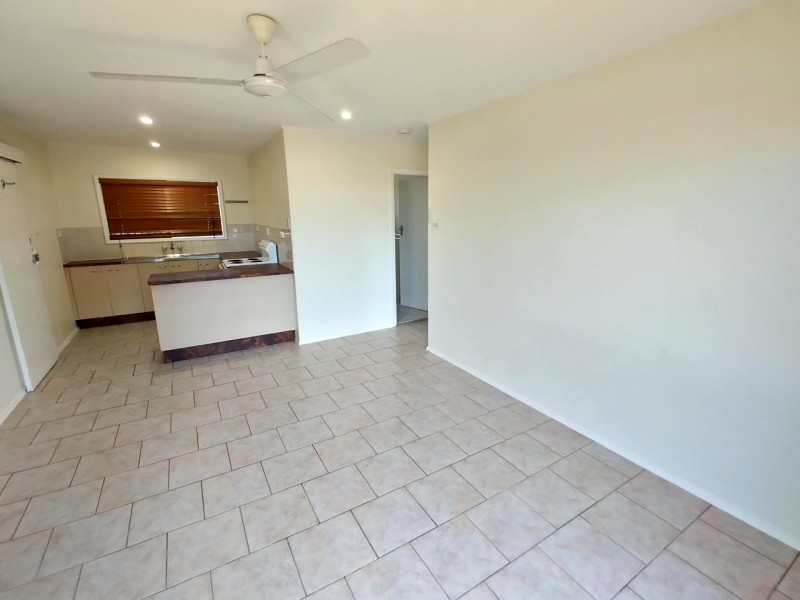 2/58 Richardson Street, Edge Hill QLD 4870