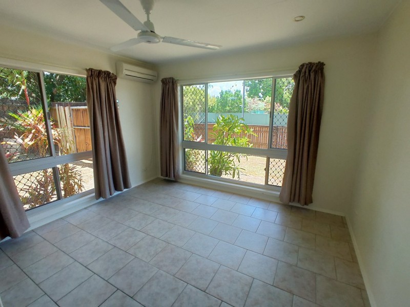 2/58 Richardson Street, Edge Hill QLD 4870