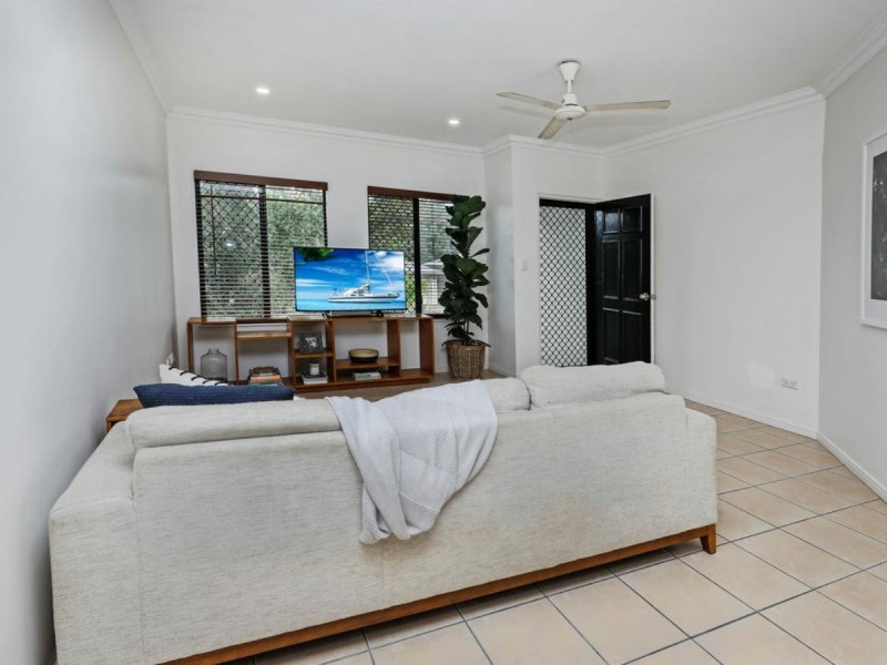 32 Shamrock Avenue, Brinsmead QLD 4870