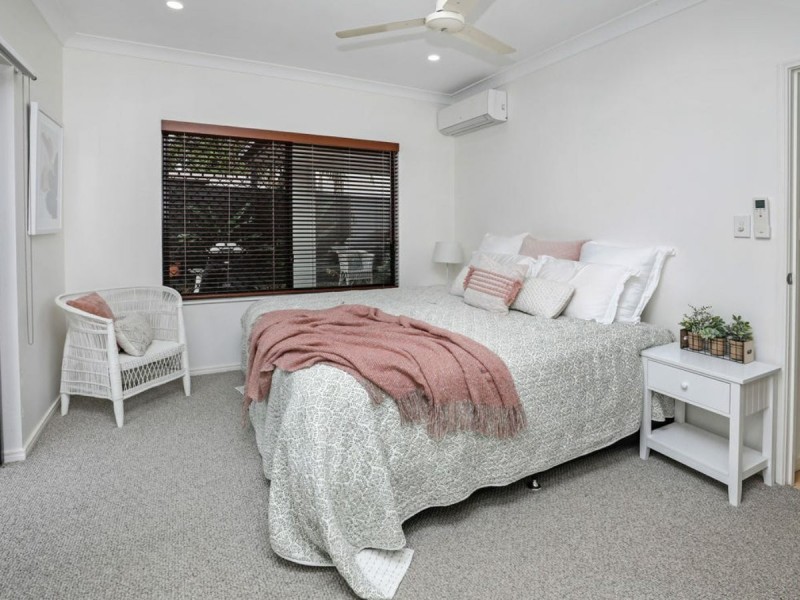 32 Shamrock Avenue, Brinsmead QLD 4870