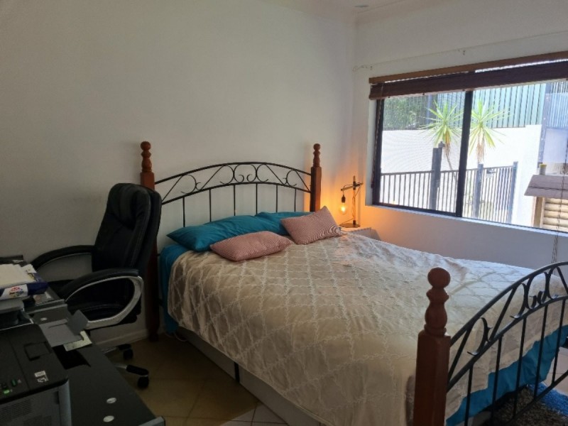 19 Fairley Street, Redlynch QLD 4870