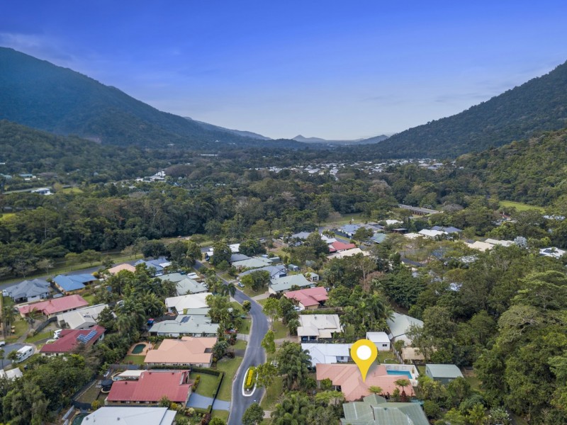 19 Fairley Street, Redlynch QLD 4870