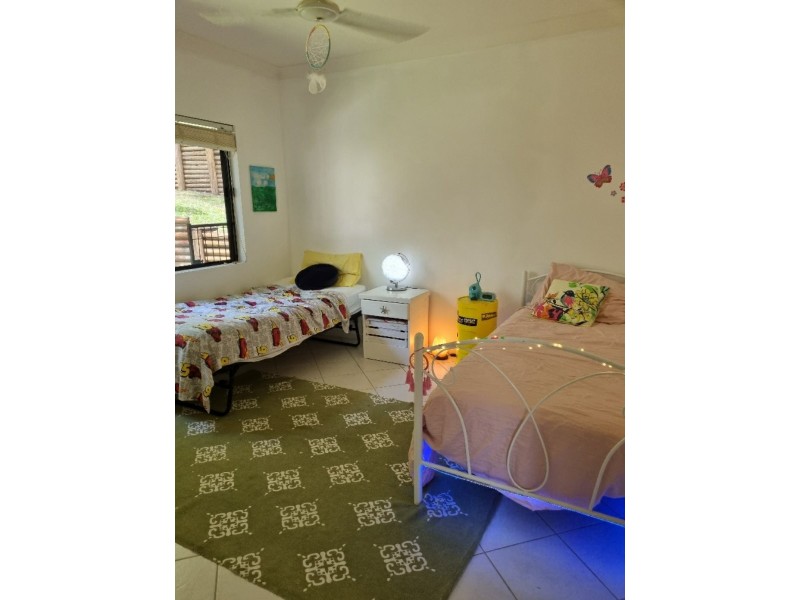 19 Fairley Street, Redlynch QLD 4870