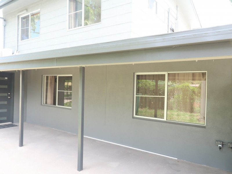 11 Pepperina Street, Mooroobool QLD 4870