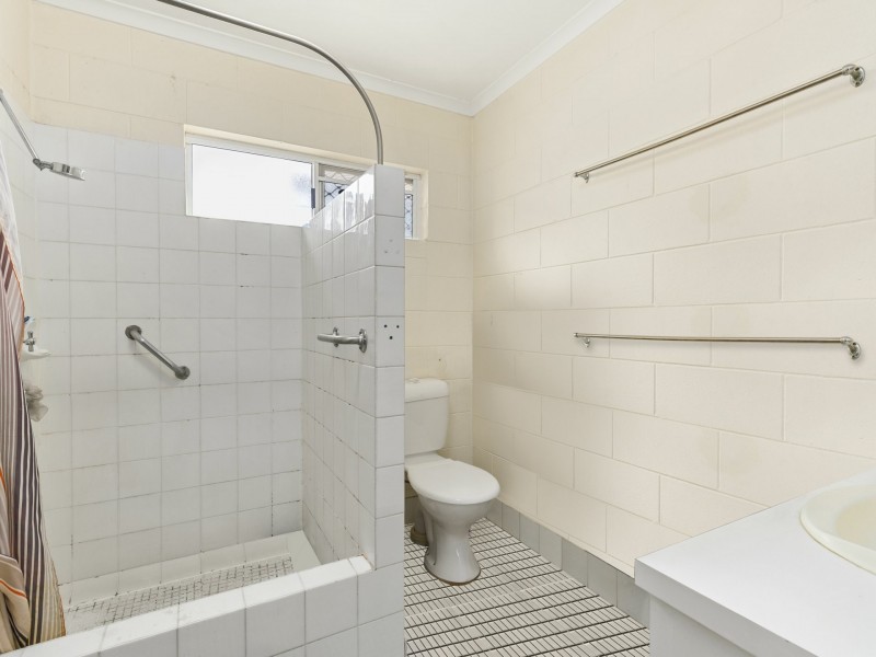 6/191-199 Woodward Street, Whitfield QLD 4870