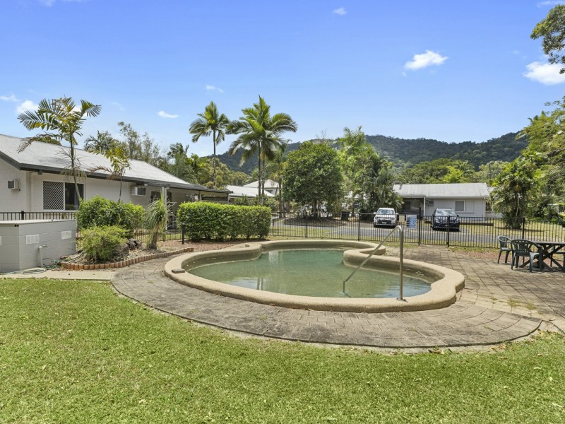 6/191-199 Woodward Street, Whitfield QLD 4870