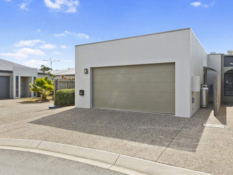 41 Ainslie Place, Smithfield QLD 4878