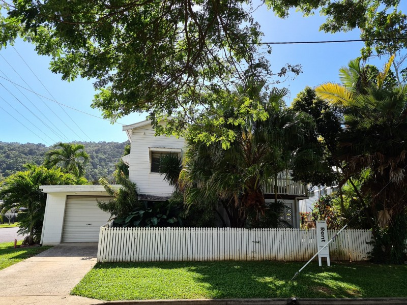 32B Hall Street, Edge Hill QLD 4870