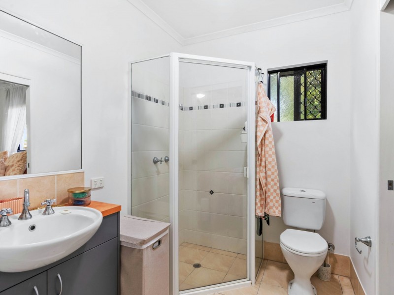 2/157 Martyn Street, Manunda QLD 4870