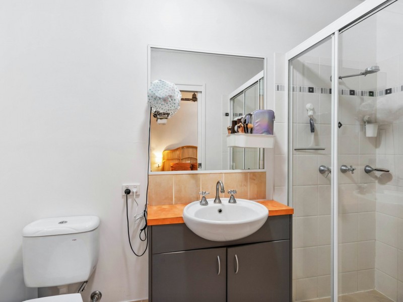 2/157 Martyn Street, Manunda QLD 4870