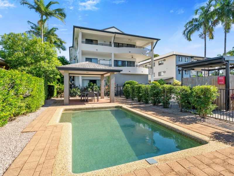 2/157 Martyn Street, Manunda QLD 4870