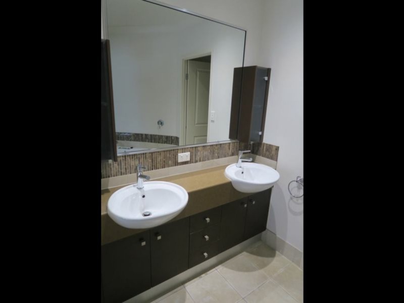 8/27-29 Pembroke Street, Parramatta Park QLD 4870