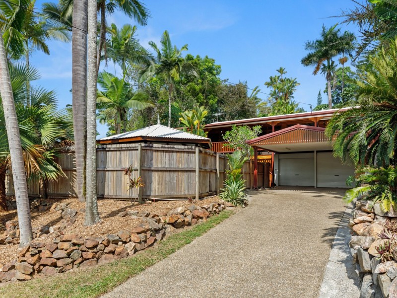15 Granite Close, Brinsmead QLD 4870