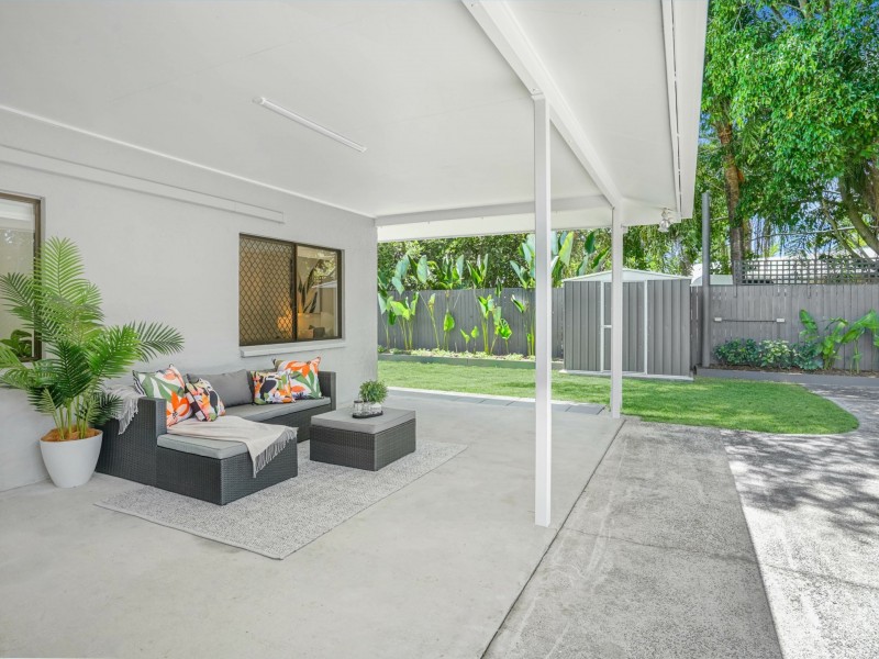 11 Trucano Close, Whitfield QLD 4870