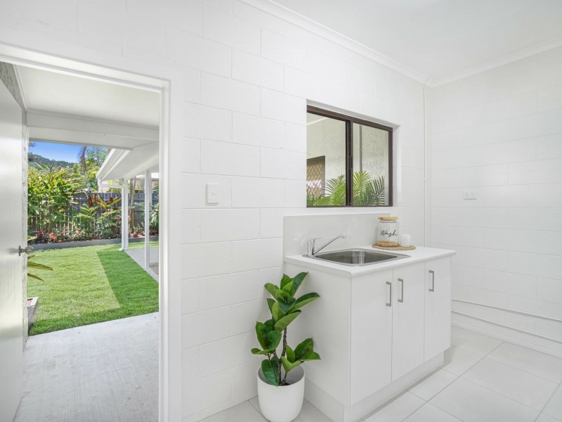 11 Trucano Close, Whitfield QLD 4870