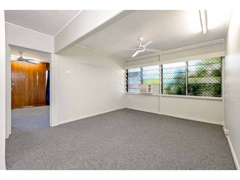 1/249 Sheridan Street, Cairns North QLD 4870