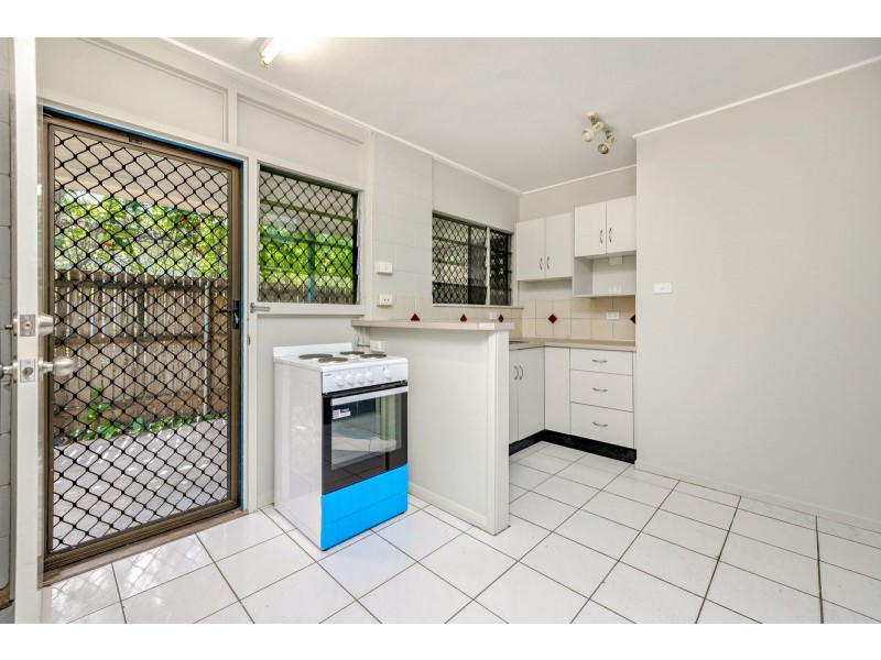 1/249 Sheridan Street, Cairns North QLD 4870