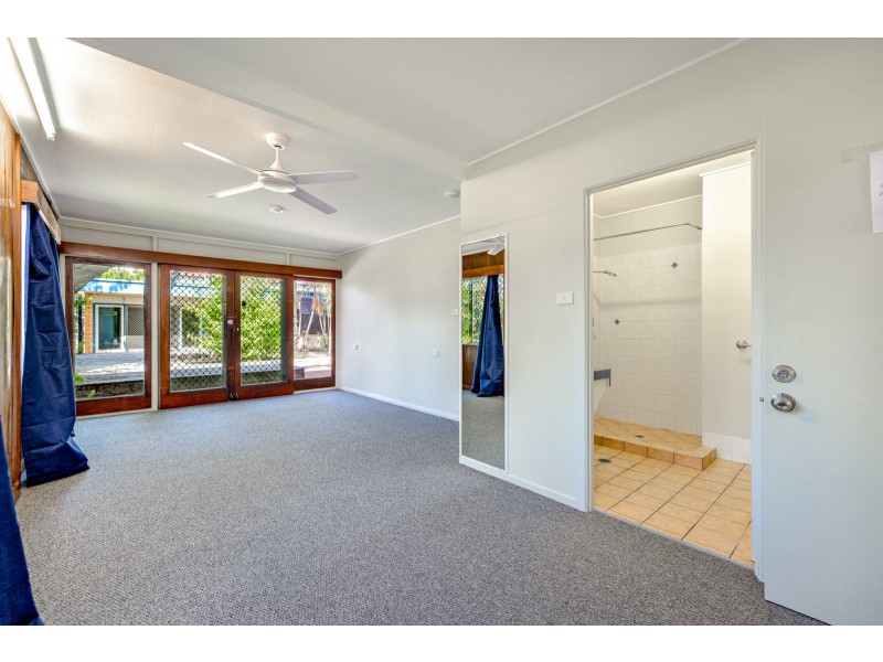1/249 Sheridan Street, Cairns North QLD 4870