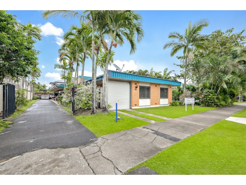 2/249-251 Sheridan Street, Cairns North QLD 4870
