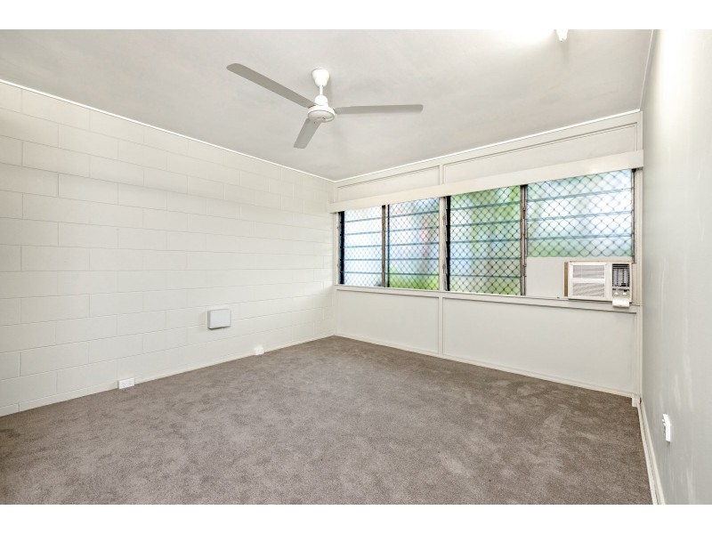 2/249-251 Sheridan Street, Cairns North QLD 4870