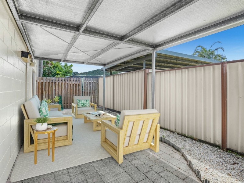 1/64 Pease Street, Manoora QLD 4870