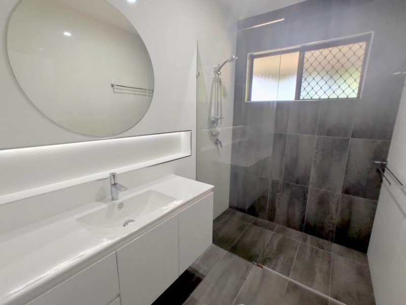 36 Trundle Terrace, Whitfield QLD 4870