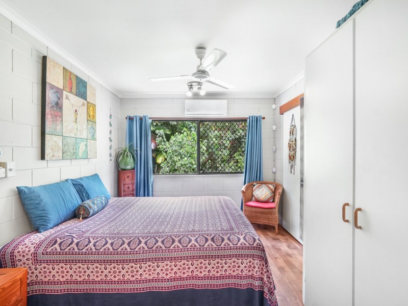 6/4 McPherson Close, Edge Hill QLD 4870