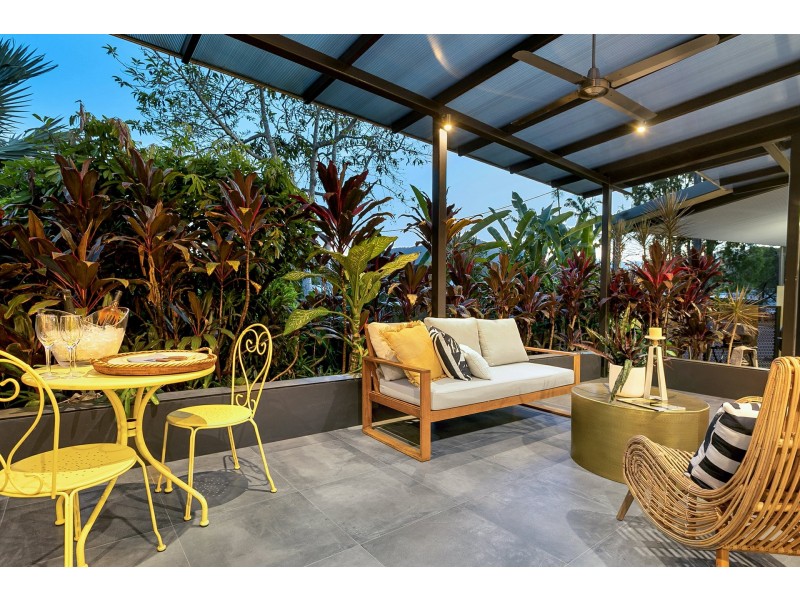 2-4 Kevin Street, Whitfield QLD 4870