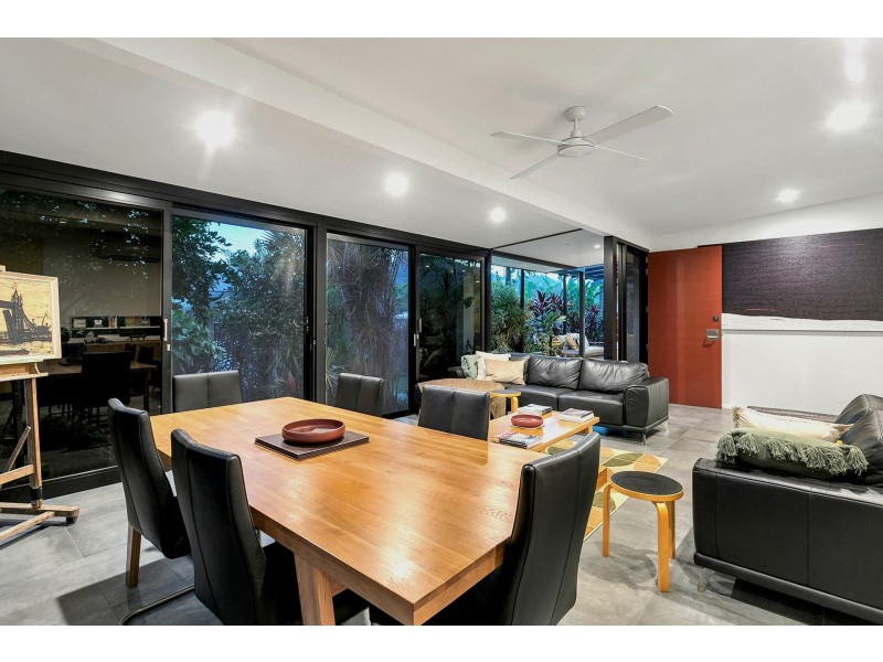 2-4 Kevin Street, Whitfield QLD 4870