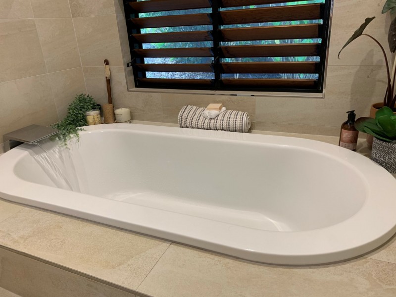 2-4 Kevin Street, Whitfield QLD 4870