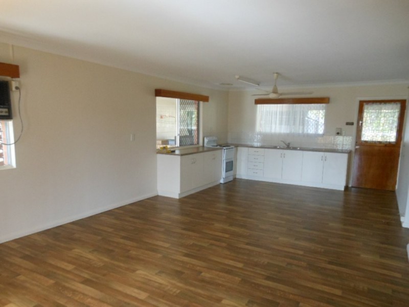 41 Creedy Street, Westcourt QLD 4870